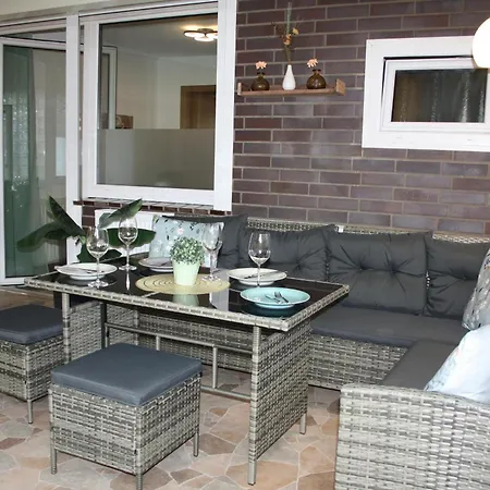 Wellnessapartment Oberhausen 2 Apartamento *